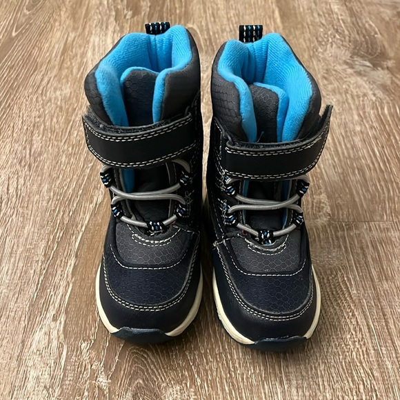 Toddler Snow Boots size 5 - Picture 6 of 6